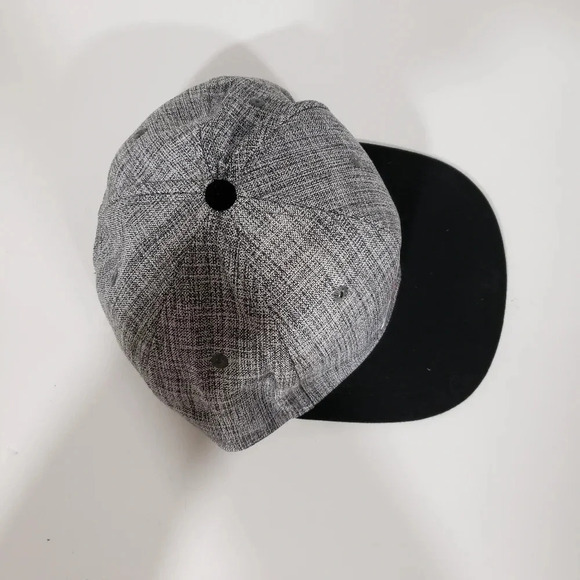 Coors Light Beer Flat Bill  Mens Gray/Black Snapback Hat. - Picture 5 of 5